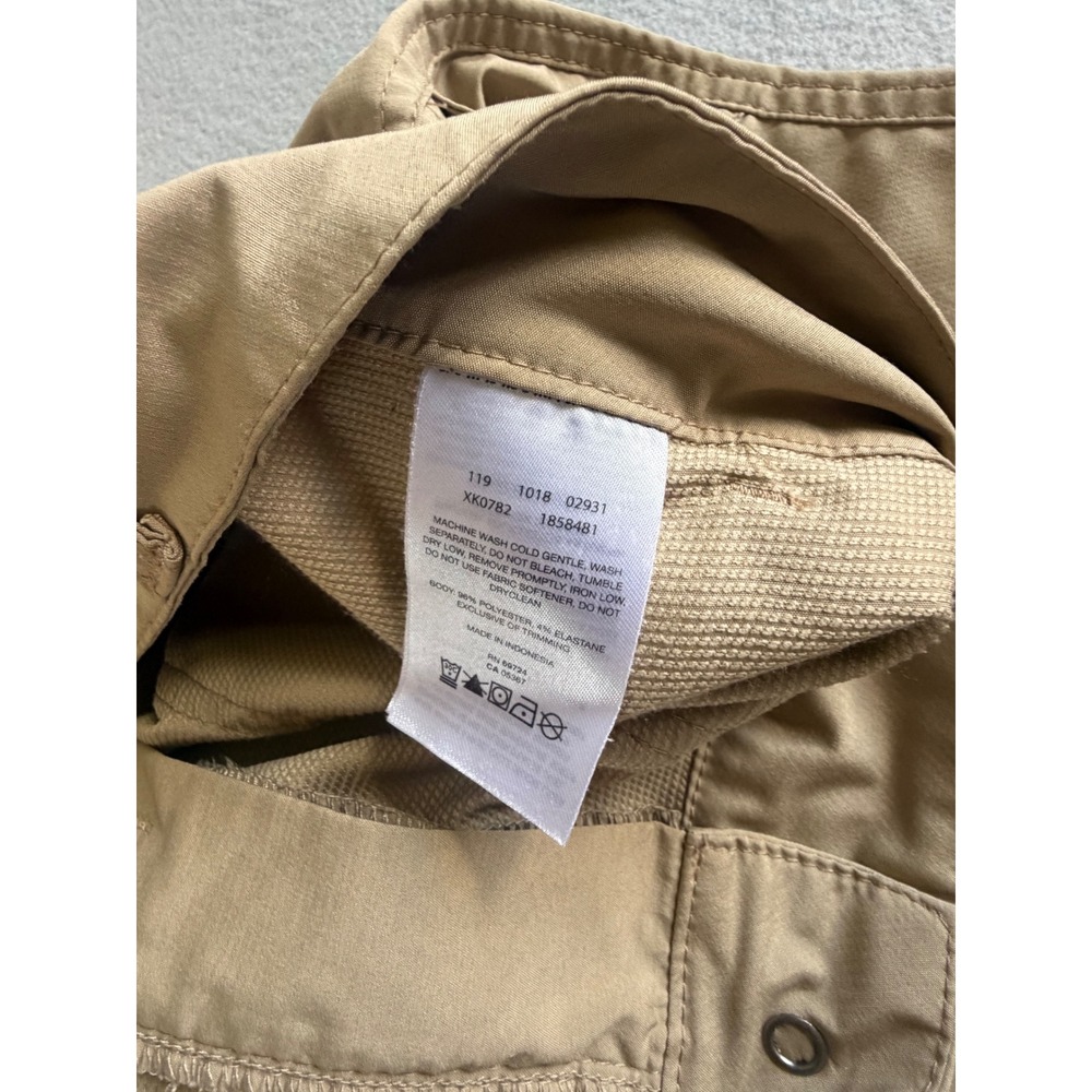 Columbia Womens Tan Khaki Hiking Capri Cargo Pants Outdoor Utility Size 14 - Picture 10 of 11